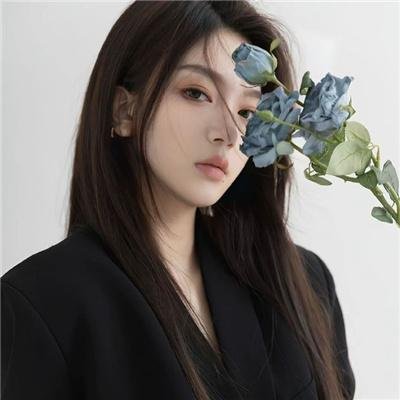 The Seasons 4-李孝利的红毯